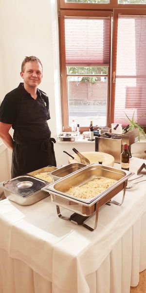Spaghetti aus dem Käselaib